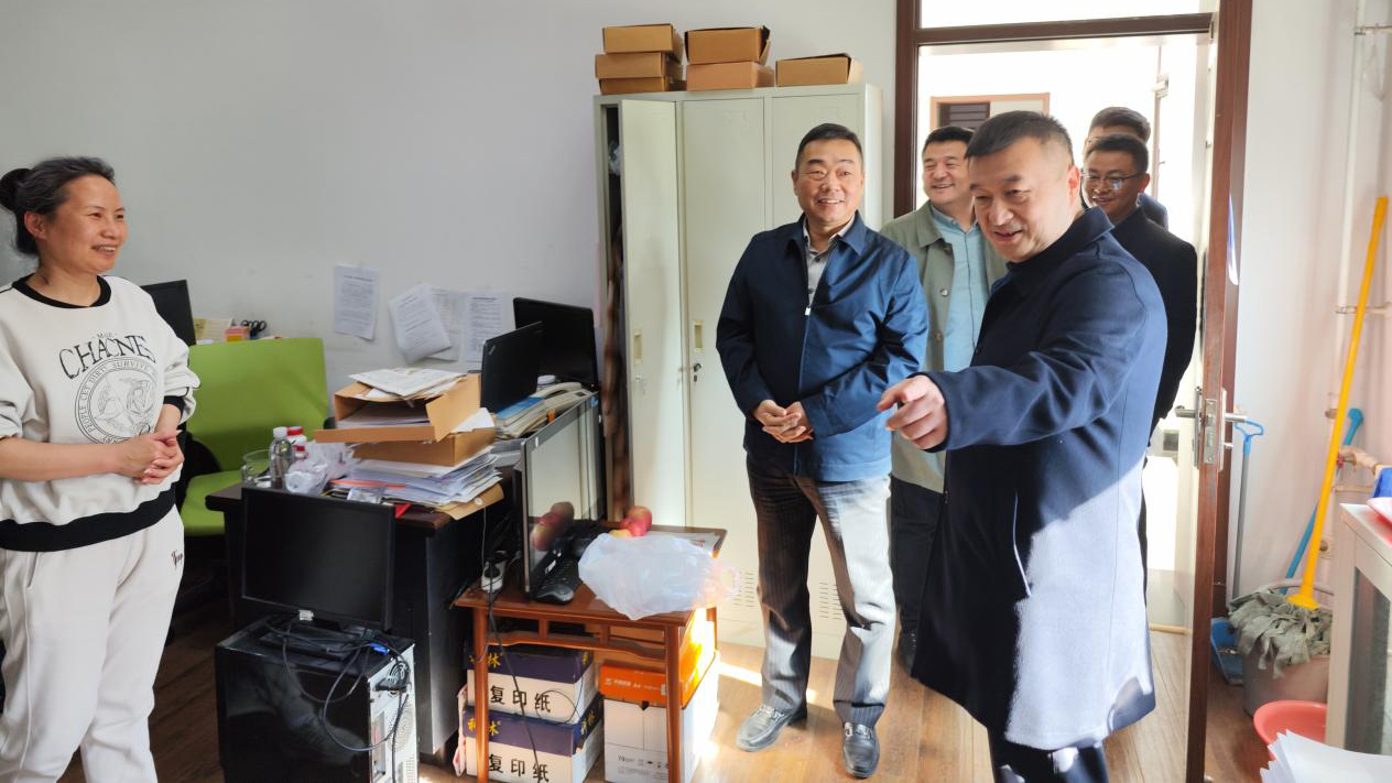 调研指导促提升 精准帮扶再发力 |  黑料
领导班子深入基层一线调研帮扶