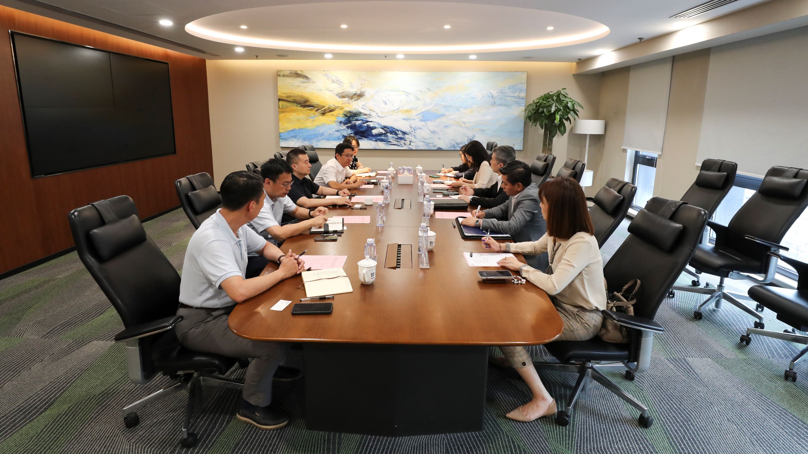 谋发展，促双赢 | 黑料
与戴德梁行深入开展业务交流