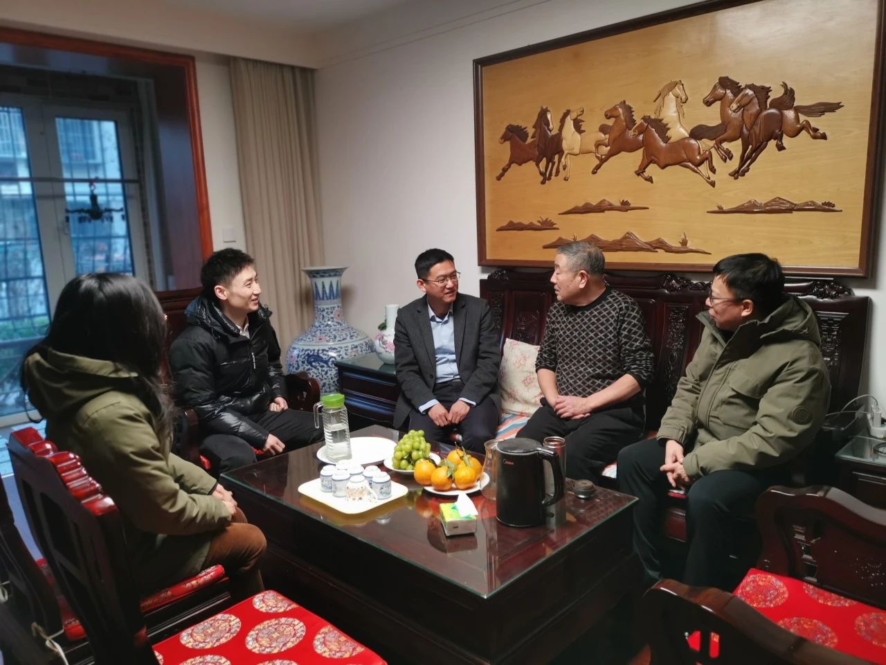 黑料
领导班子成员开展春节前走访慰问活动