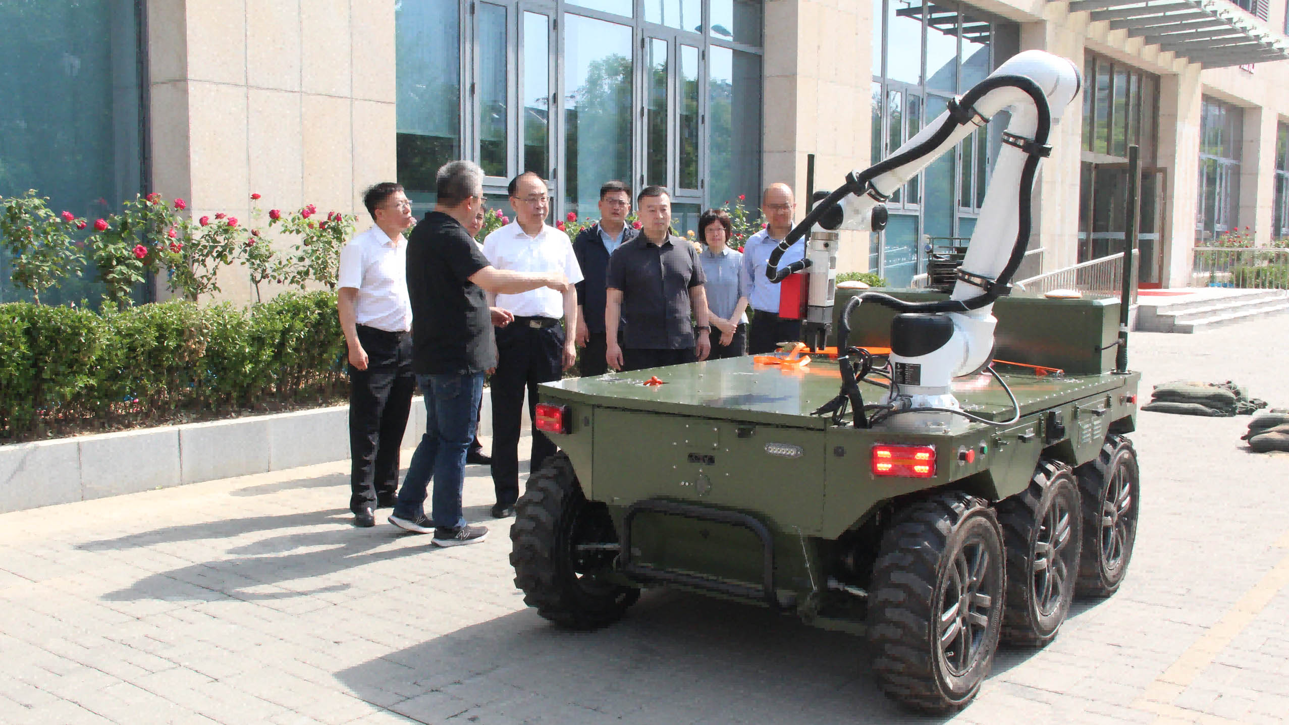 市国资委党委书记、主任张勇一行赴黑料
所属天数集团调研