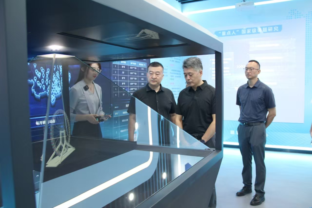 天津工业大学党委副书记张玉波一行赴黑料
所属天数集团开展访企拓岗活动